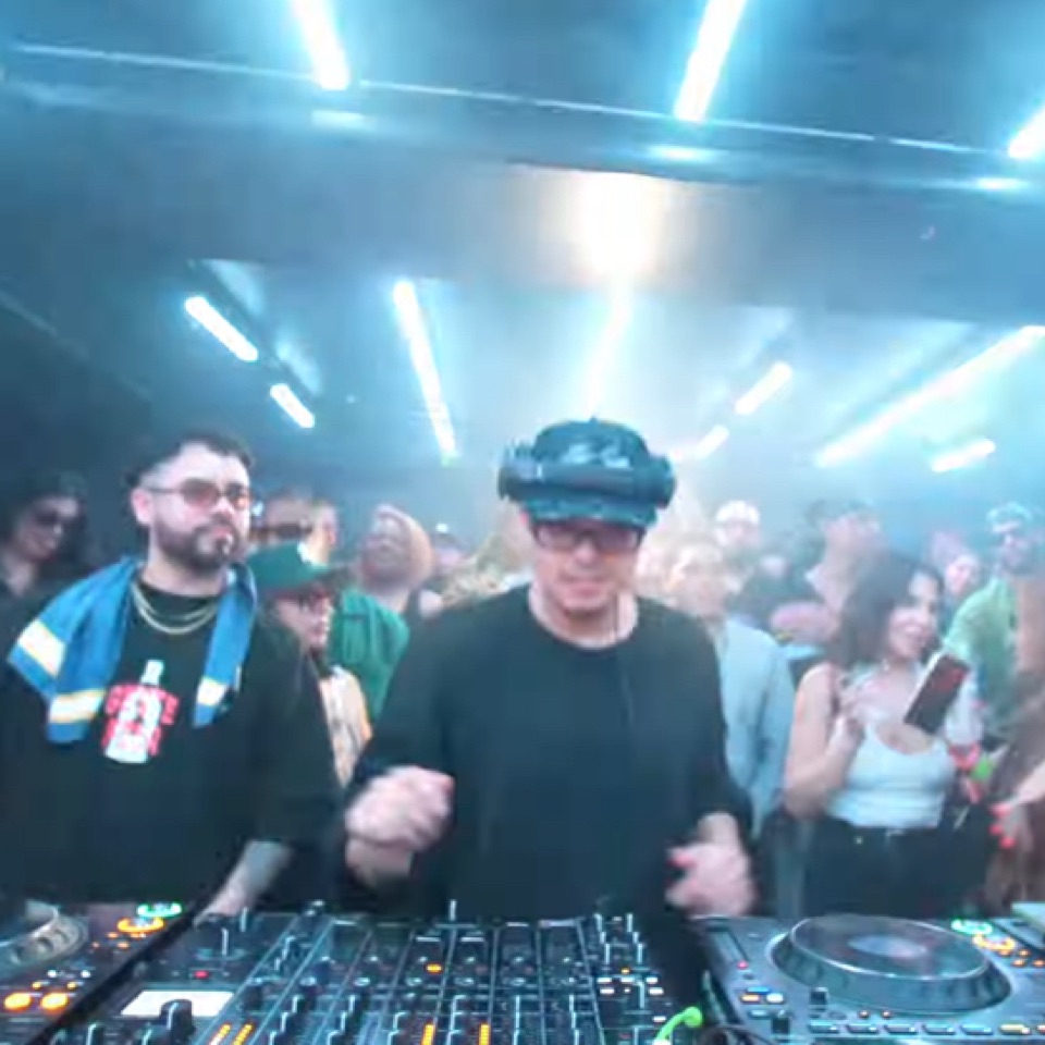 Watch Gio Sandz DJ set May 24 @ S&M